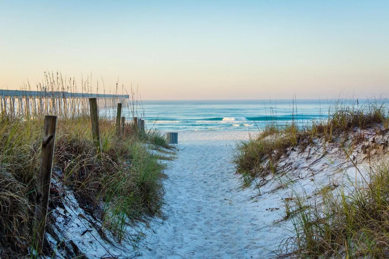 Apartment Laketown Wharf 1830, 2 Bedroom, Lake View, Wi-Fi, 5 Pools, Sleeps 6 Panama City Beach