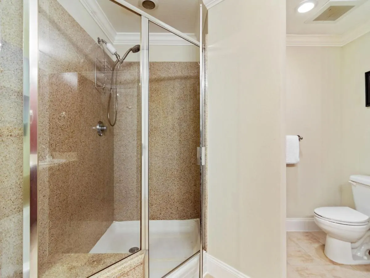 Laketown Wharf 1830, 2 Bedroom, Lake View, Wi-Fi, 5 Pools, Sleeps 6 Panama City Beach 0*,  United States